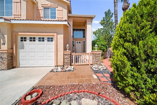 Detail Gallery Image 3 of 65 For 29 Villa Roma, Lake Elsinore,  CA 92532 - 4 Beds | 2/1 Baths