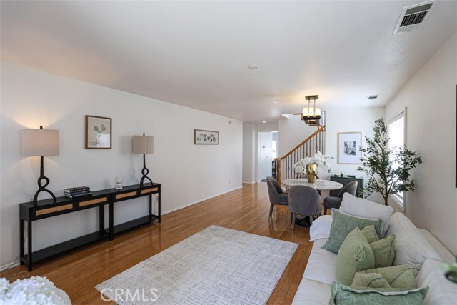 Detail Gallery Image 2 of 36 For 2433 N Cameo Ct, Orange,  CA 92865 - 4 Beds | 3 Baths