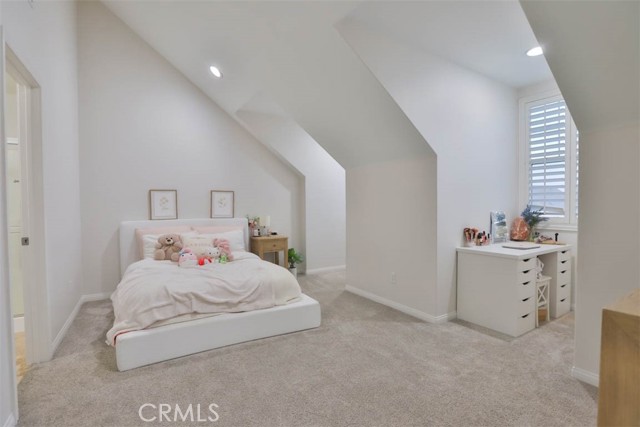 7123 Cottage Grove Drive, Eastvale CA: https://media.crmls.org/medias/73aa766e-14dd-45d8-bccb-36bf87658ddf.jpg