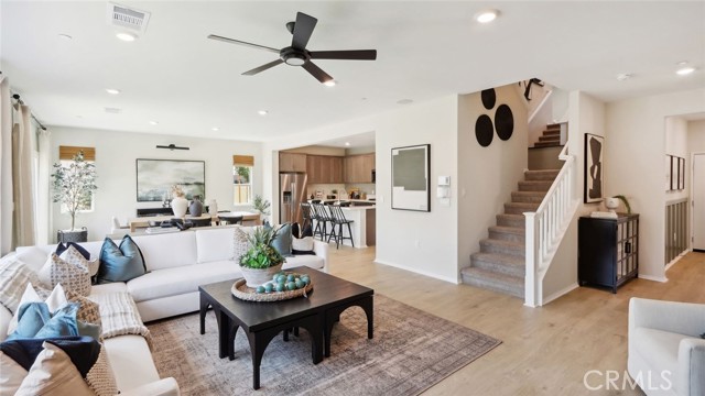 37094 Bush Sunflower Court, Wildomar CA: https://media.crmls.org/medias/73aadf7b-118f-4bc6-8412-afde6a158f6e.jpg