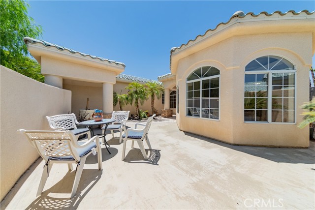 Image 2 of 25 For 31795 Avenida Del Yermo