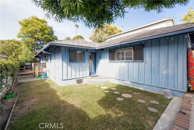 664 35th Street, Manhattan Beach, California 90266, 4 Bedrooms Bedrooms, ,2 BathroomsBathrooms,Residential,Sold,35th,SB21205294