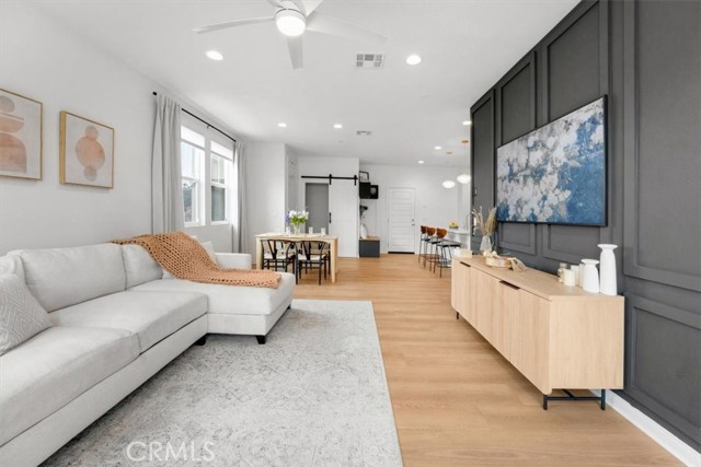 10243 Graphite Street, Spring Valley CA: https://media.crmls.org/medias/73ae0ccc-9796-4427-aef3-0f498aa7321c.jpg