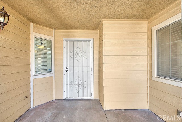 Detail Gallery Image 6 of 68 For 15151 Desert Oak, Victorville,  CA 92394 - 4 Beds | 2 Baths