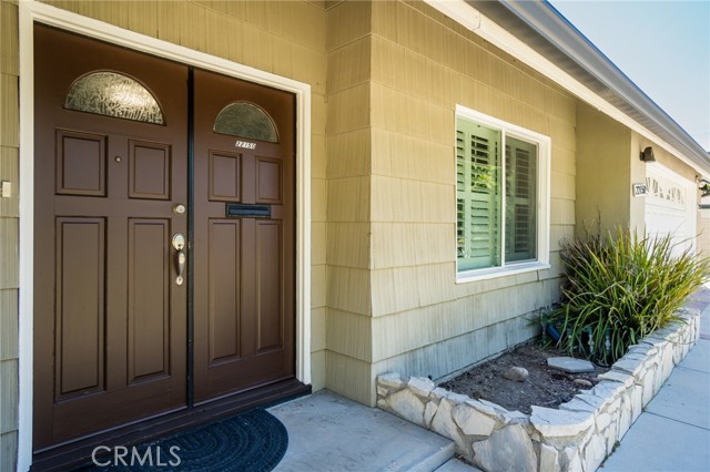 Detail Gallery Image 4 of 40 For 22150 Napa St, West Hills,  CA 91304 - 4 Beds | 2/1 Baths