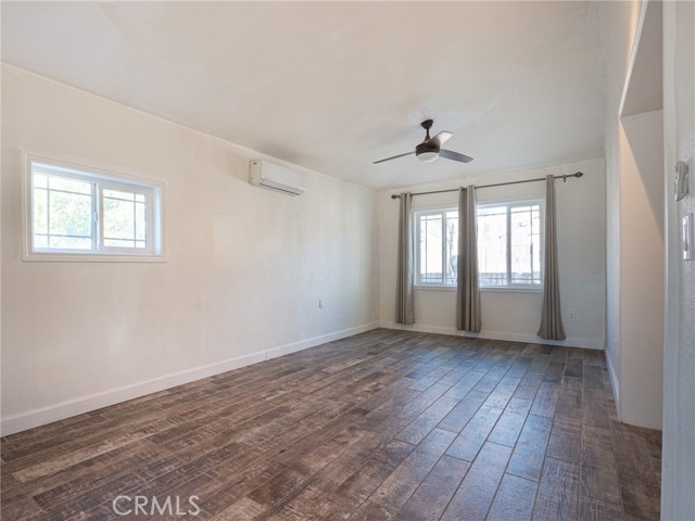 Detail Gallery Image 13 of 25 For 32369 Valley View Ave, Lake Elsinore,  CA 92530 - 2 Beds | 1 Baths