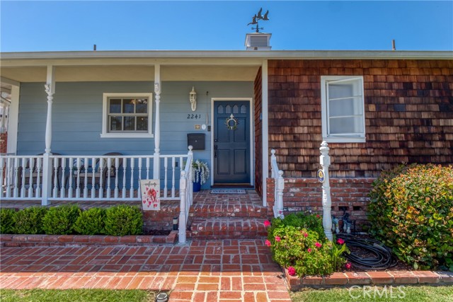 Detail Gallery Image 4 of 42 For 2241 Faust Ave, Long Beach,  CA 90815 - 3 Beds | 2 Baths