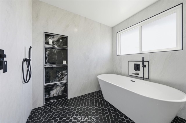 Image 33 of 39 For 4509 Cadison