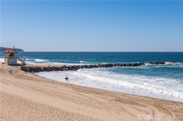 Detail Gallery Image 50 of 66 For 555 Esplanade #320,  Redondo Beach,  CA 90277 - 2 Beds | 2 Baths