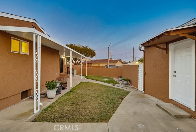 Detail Gallery Image 7 of 53 For 2836 Flangel, Lakewood,  CA 90712 - 3 Beds | 2 Baths