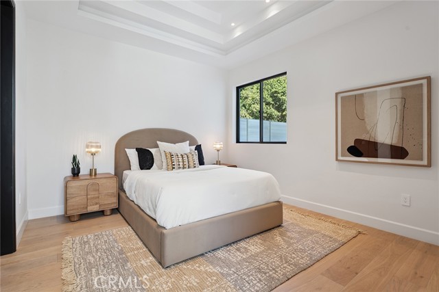 Detail Gallery Image 27 of 74 For 13807 Magnolia Bld, Sherman Oaks,  CA 91423 - 5 Beds | 4/1 Baths