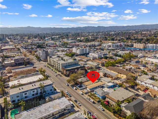 5841 Tujunga Avenue, North Hollywood CA: https://media.crmls.org/medias/73af99ee-8c1d-4f4c-a080-abac29f19e08.jpg