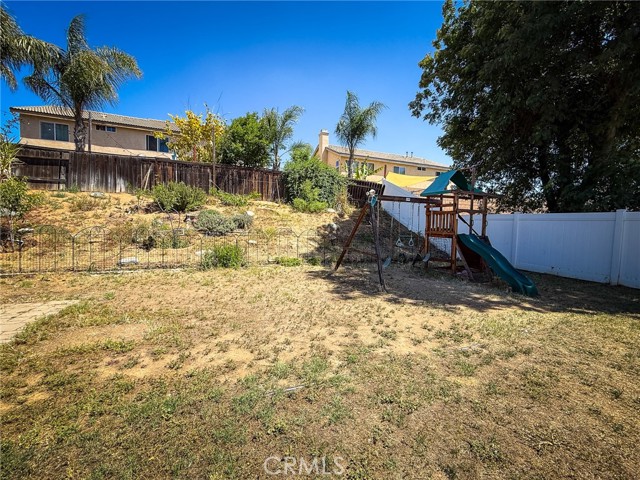 Detail Gallery Image 25 of 28 For 26490 Mapleridge Way, Moreno Valley,  CA 92555 - 3 Beds | 2/1 Baths