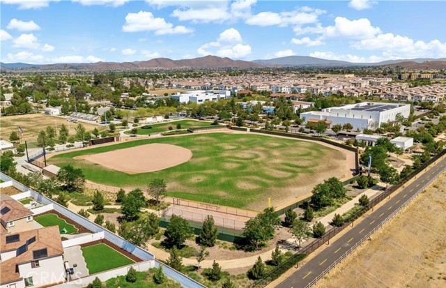 30469 Village Knoll Dr, Menifee CA: https://media.crmls.org/medias/73b1349b-c5b0-4bdb-a5ab-8c0d61ba1549.jpg