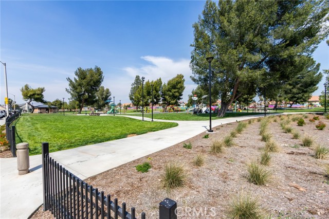 Detail Gallery Image 29 of 31 For 108 Oaktree Dr, Perris,  CA 92571 - 2 Beds | 2 Baths