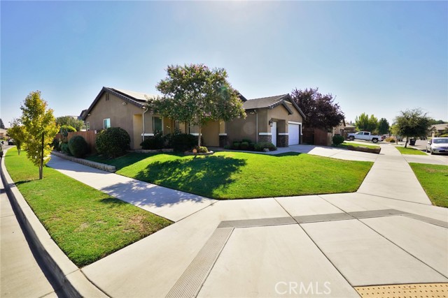 Detail Gallery Image 3 of 57 For 3000 Sunnyside Ct, Visalia,  CA 93292 - 3 Beds | 2 Baths