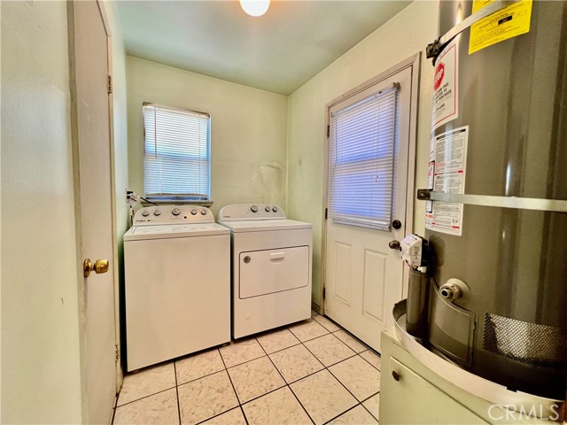 8675 Colorado Avenue, Riverside CA: https://media.crmls.org/medias/73b18ca5-ca2d-4137-868a-34415eb0721d.jpg