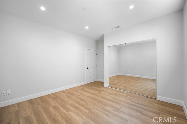 Detail Gallery Image 29 of 33 For 357 Harvey Dr #101,  Glendale,  CA 91206 - 4 Beds | 2/1 Baths