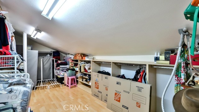 17230 San Lorenzo Circle, Fountain Valley CA: https://media.crmls.org/medias/73b29b7a-49a3-46ff-8d33-084760692acb.jpg