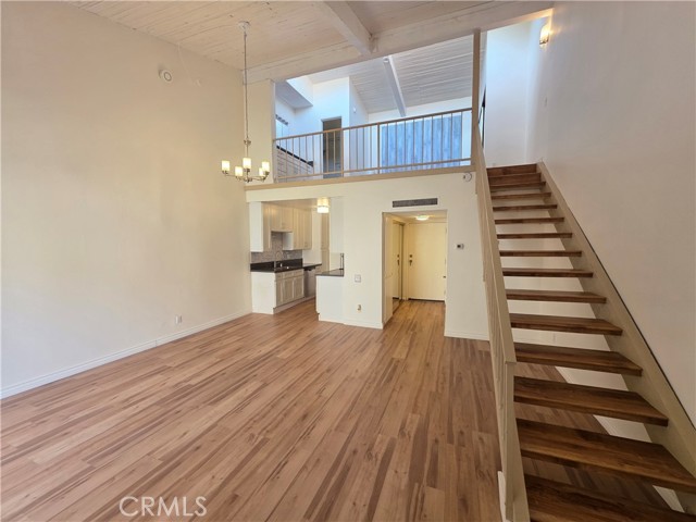 Detail Gallery Image 4 of 16 For 5460 White Oak Ave #H310,  Encino,  CA 91316 - 1 Beds | 1/1 Baths