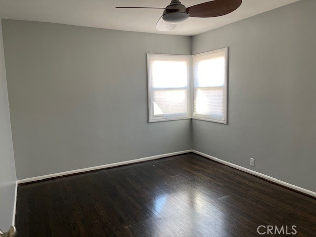 Detail Gallery Image 14 of 31 For 12619 Tiara St., Valley Village,  CA 91607 - 3 Beds | 1/1 Baths