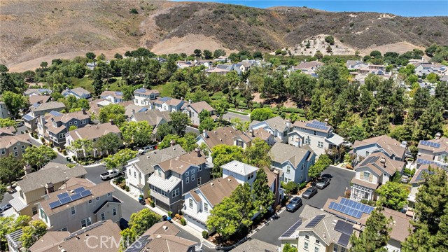 19 Rinehart Road, Ladera Ranch CA: https://media.crmls.org/medias/73b349e5-d5a7-49cd-9d65-d45910b1db31.jpg