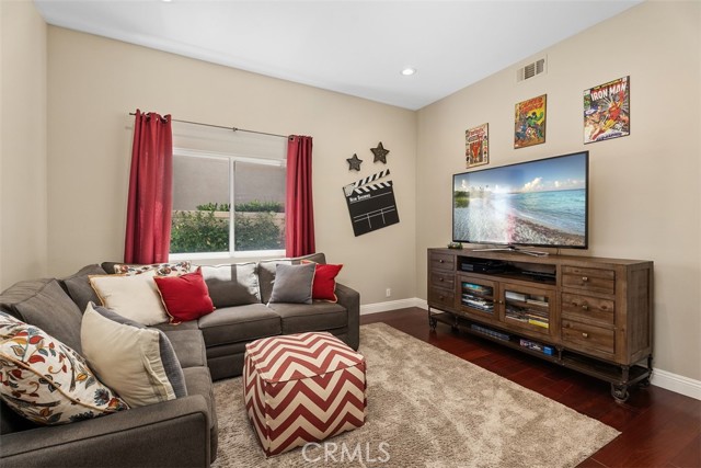 22 Serna, Rancho Santa Margarita CA: https://media.crmls.org/medias/73b3d613-37ca-479a-a614-94037155c1b8.jpg