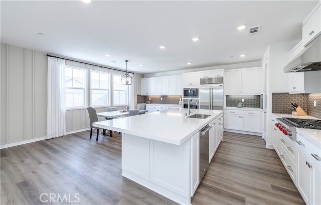 32454 Old Sage Dr, San Juan Capistrano CA: https://media.crmls.org/medias/73b3fd39-9980-4cd3-be42-ae3b5084948e.jpg