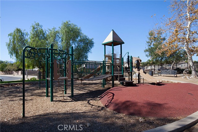 Detail Gallery Image 34 of 40 For 12390 Jacaranda, Riverside,  CA 92503 - 4 Beds | 3 Baths