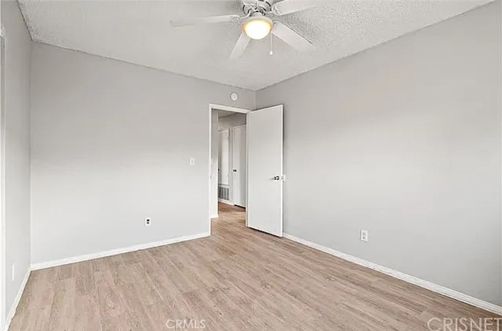 https://media.crmls.org/medias/73b46ddb-5b73-4c64-80fd-5457059b0e7c.jpg?preset=X-Large