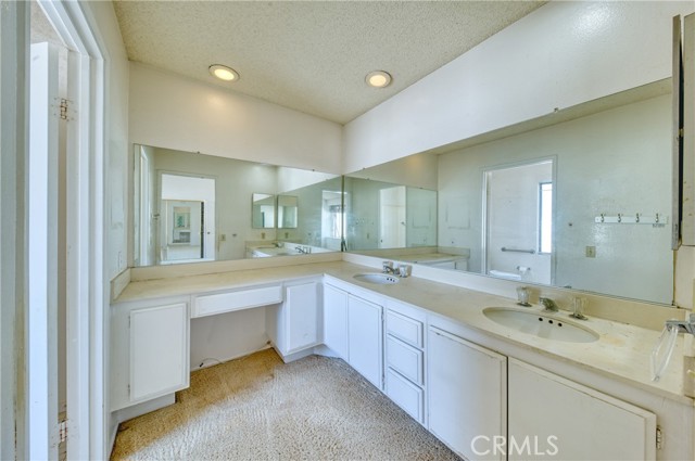 Detail Gallery Image 22 of 33 For 267 Linwood Ave #E,  Monrovia,  CA 91016 - 2 Beds | 2/1 Baths
