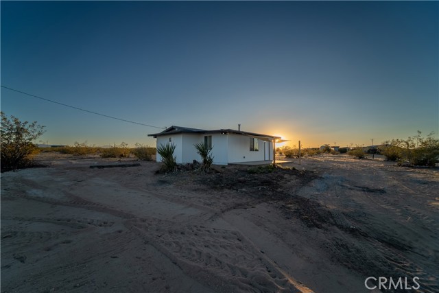 Detail Gallery Image 30 of 40 For 65125 Saturn, Joshua Tree,  CA 92252 - 2 Beds | 1 Baths