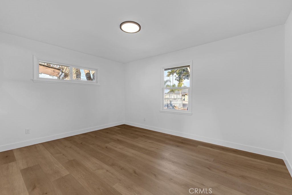 https://media.crmls.org/medias/73b51e84-b41b-4fea-94d3-274d8bfe25f0.jpg?preset=X-Large