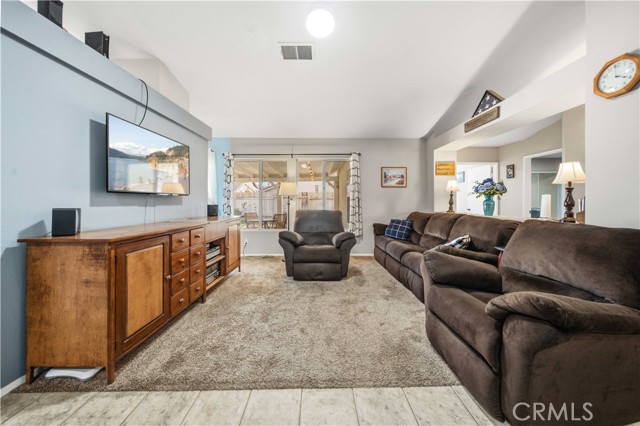 Detail Gallery Image 7 of 41 For 3624 Tanglewood, Rosamond,  CA 93560 - 4 Beds | 2 Baths