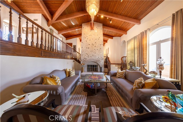 Detail Gallery Image 6 of 47 For 2557 Indian Creek, Diamond Bar,  CA 91765 - 5 Beds | 4/1 Baths