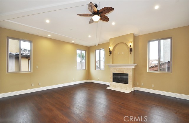 519 Lucia, Redondo Beach, California 90277, 4 Bedrooms Bedrooms, ,2 BathroomsBathrooms,Residential,Sold,Lucia,SB17035897