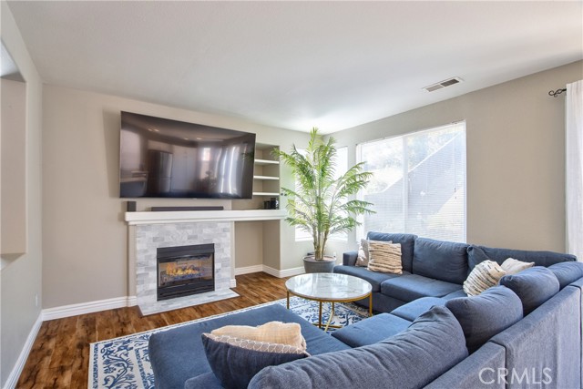 29708 Gracilior Drive, Escondido CA: https://media.crmls.org/medias/73b80559-7e3e-4858-b77b-02b3dc1d1145.jpg