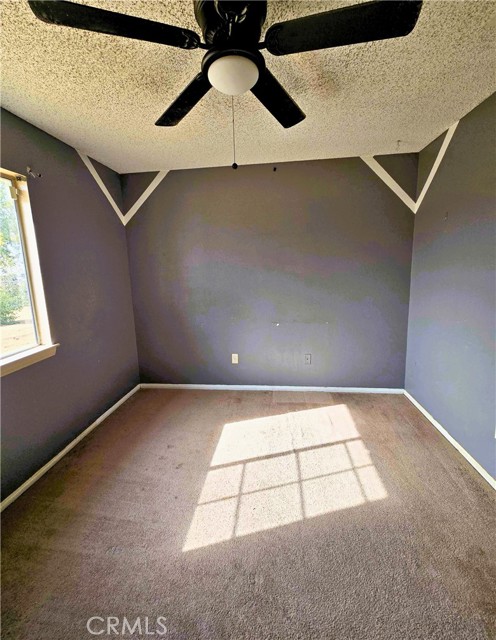 Detail Gallery Image 14 of 21 For 22684 Powhatan, Apple Valley,  CA 92308 - 3 Beds | 2 Baths