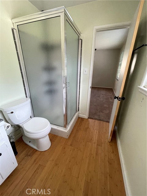 front bathroom, connected to master