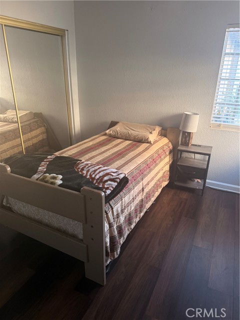 Detail Gallery Image 9 of 11 For 863 Encino, Corona,  CA 92882 - 3 Beds | 2 Baths