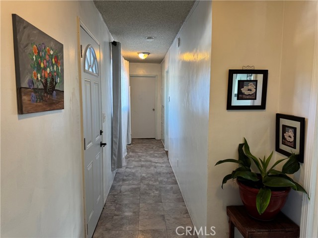 Detail Gallery Image 19 of 26 For 10406 San Carlos, South Gate,  CA 90280 - 2 Beds | 1 Baths