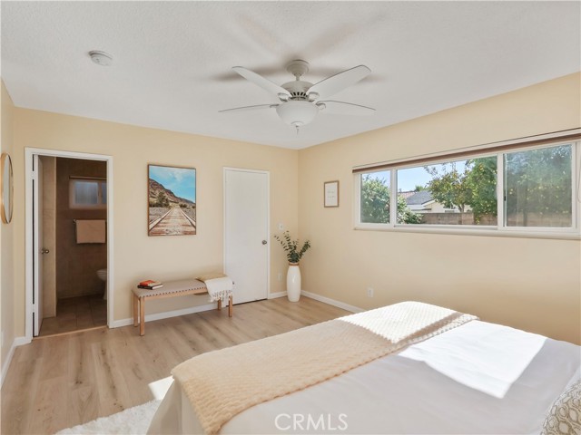Detail Gallery Image 24 of 48 For 15354 Runnymede St, Van Nuys,  CA 91406 - 4 Beds | 2 Baths