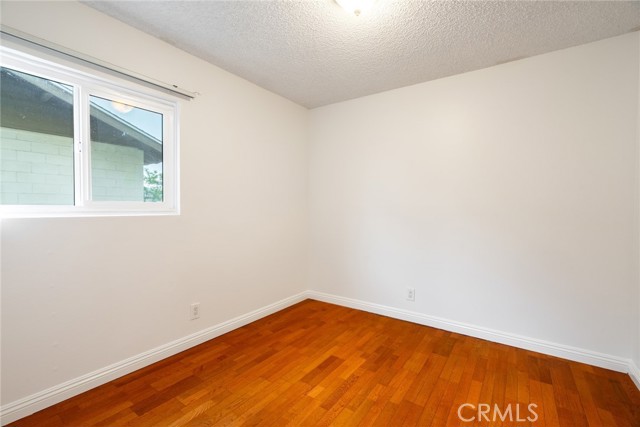 Detail Gallery Image 21 of 33 For 10149 Commerce Ave #8,  Tujunga,  CA 91042 - 2 Beds | 2 Baths