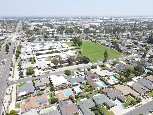 3313 Onrado Street, Torrance CA: https://media.crmls.org/medias/73bbbbe0-49e0-40db-b287-c9fe42a9fc9f.jpg