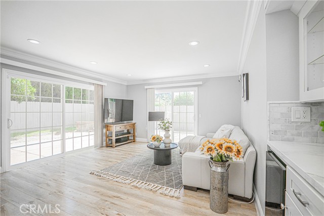 976 Northwood Avenue, Brea CA: https://media.crmls.org/medias/73bbd24b-317b-4127-a07b-fb3a4e898fc8.jpg