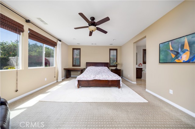 14939 Meadow Way, Eastvale CA: https://media.crmls.org/medias/73bc000e-4a8c-435d-833c-10f03c7292e6.jpg