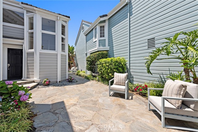 Detail Gallery Image 5 of 24 For 9 Chelsea Pointe, Dana Point,  CA 92629 - 2 Beds | 2/1 Baths
