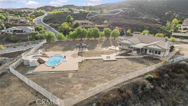 Detail Gallery Image 49 of 54 For 101 via De La Valle, Lake Elsinore,  CA 92532 - 4 Beds | 2/1 Baths