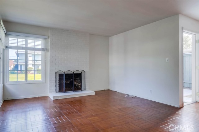 Detail Gallery Image 12 of 50 For 1845 Anaheim Ave 16c,  Costa Mesa,  CA 92627 - 3 Beds | 2 Baths