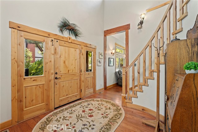 1034 Teakwood Drive, Lake Arrowhead CA: https://media.crmls.org/medias/73bca656-d6c8-406e-a8b8-8cf96800f56f.jpg